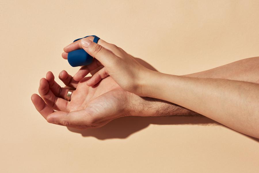 dame products fin vibrator