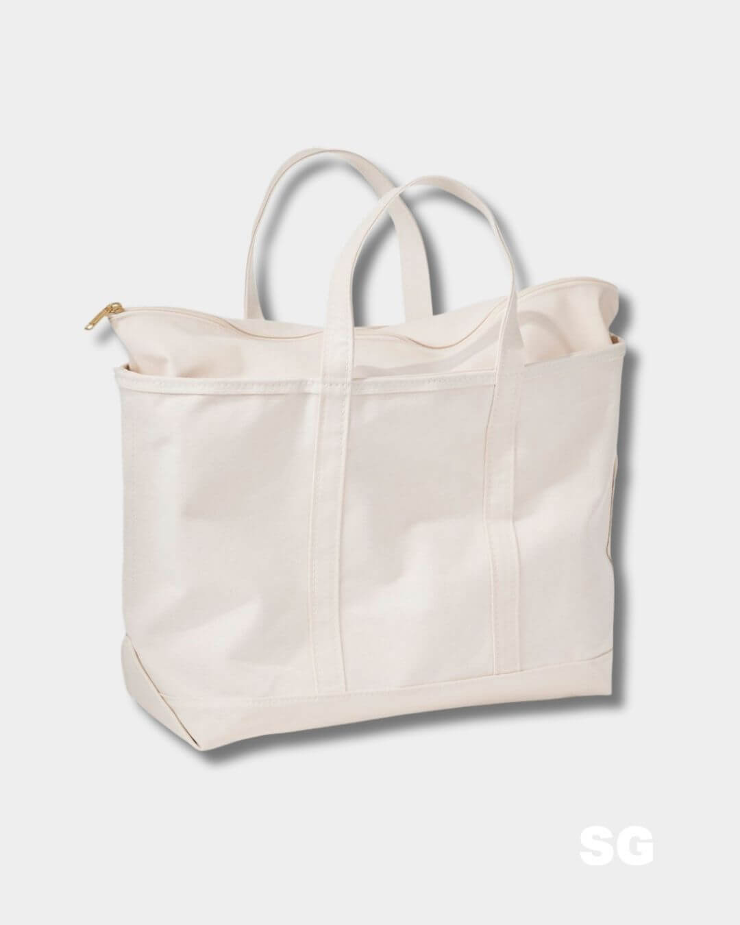 l.l. bean large white boat and tote with a zip top
