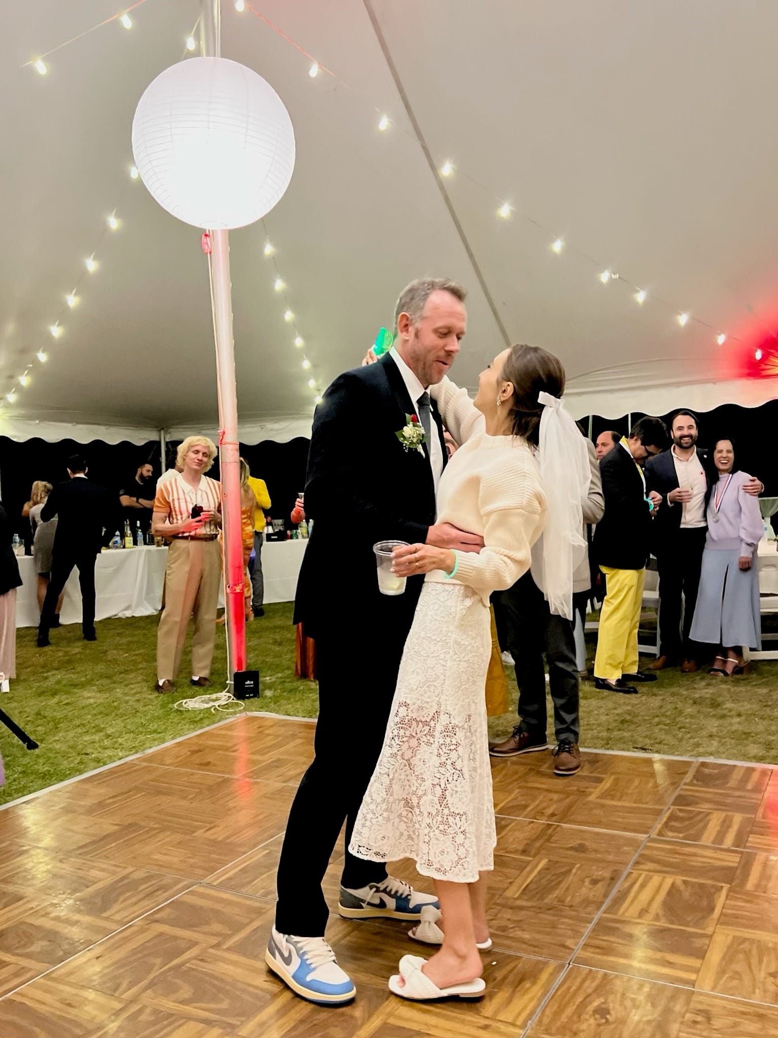 todd snyder suit with sneakers